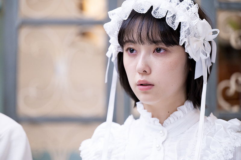 加藤小夏　真っ白なロリータファッションに身を包んだメイド探偵に　「コーヒーはホワイトで」公開決定
