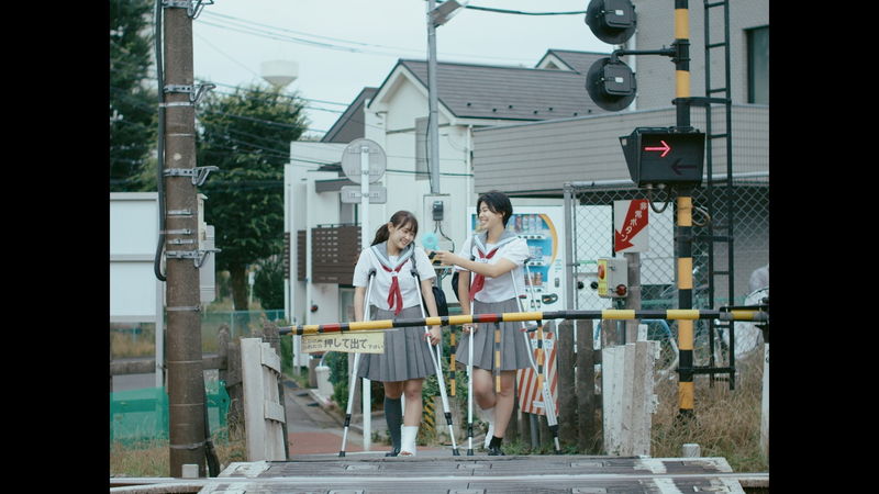 ケガをきっかけに心を通わせる女子高生2人の青春物語　「2人のギブス」公開決定