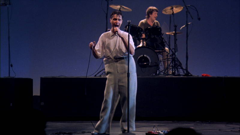 トーキング・ヘッズ　伝説のコンサート・フィルム「STOP MAKING SENSE」限定公開決定