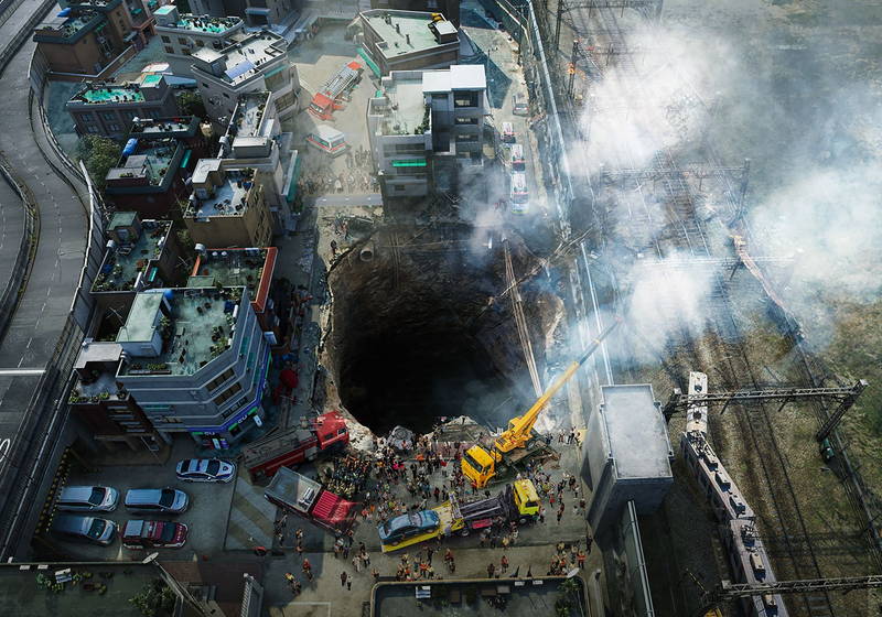 ソウル中心地にできた巨大陥没穴　マンションを地下500mまで沈ませる　「奈落のマイホーム」場面写真