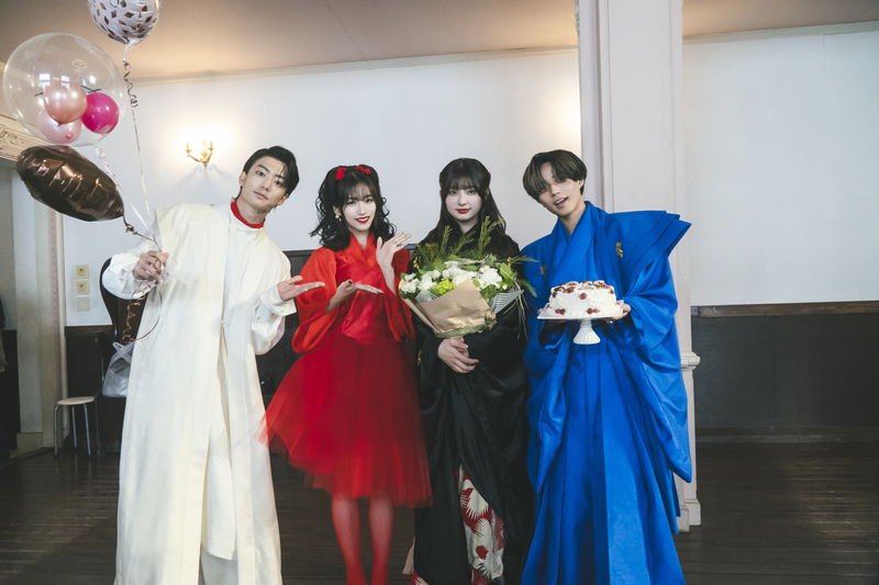吉川愛の誕生日　永瀬廉、伊藤健太郎らがサプライズでお祝い　「鬼の花嫁」メイキング映像