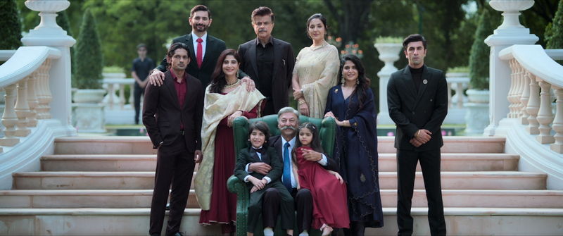 バイオレンス描写やダークヒーロー像にインドで賛否両論　「ANIMAL」公開決定