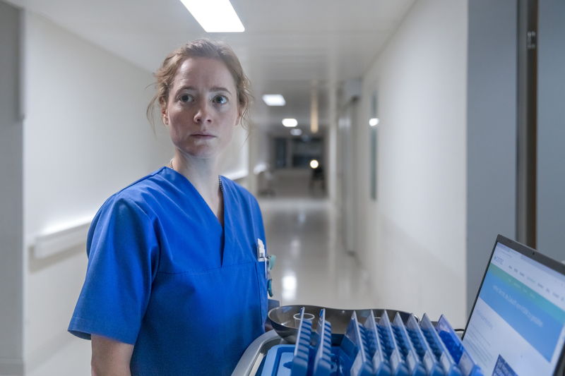 クレーム、電話、怒号　追い詰められる看護師　「ナースコール」予告