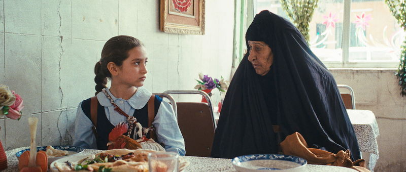 1990年代イラク　フセイン大統領を祝うケーキ係に指名された9歳の少女の奮闘　「大統領のケーキ」公開決定