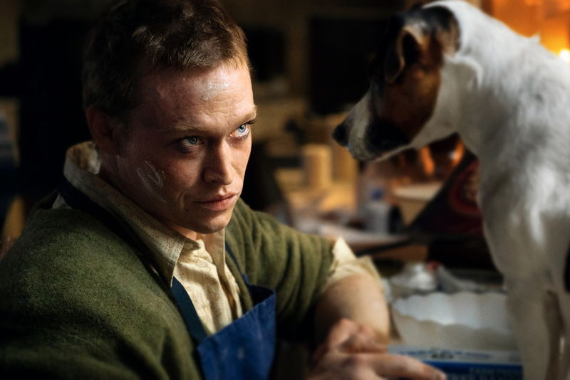 人間よりも犬を愛する男　規格外のダークヒーロー描く　リュック・ベッソン監督「DOGMAN ドッグマン」予告