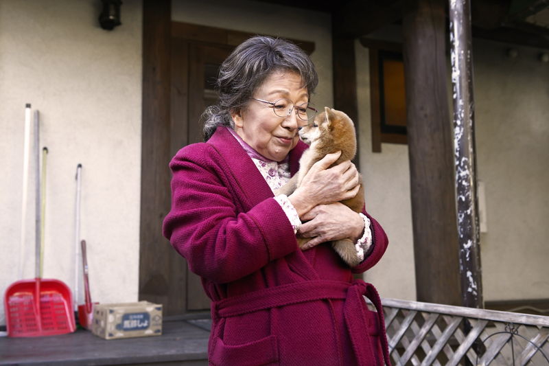草笛光子がユーモアたっぷりに演じる　佐藤愛子の波乱万丈の人生とは？　「九十歳。何がめでたい」