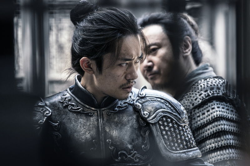 陰謀と疑念が渦巻く歴史陰謀サスペンス チャン・イーモウ監督「満江紅」本編冒頭映像