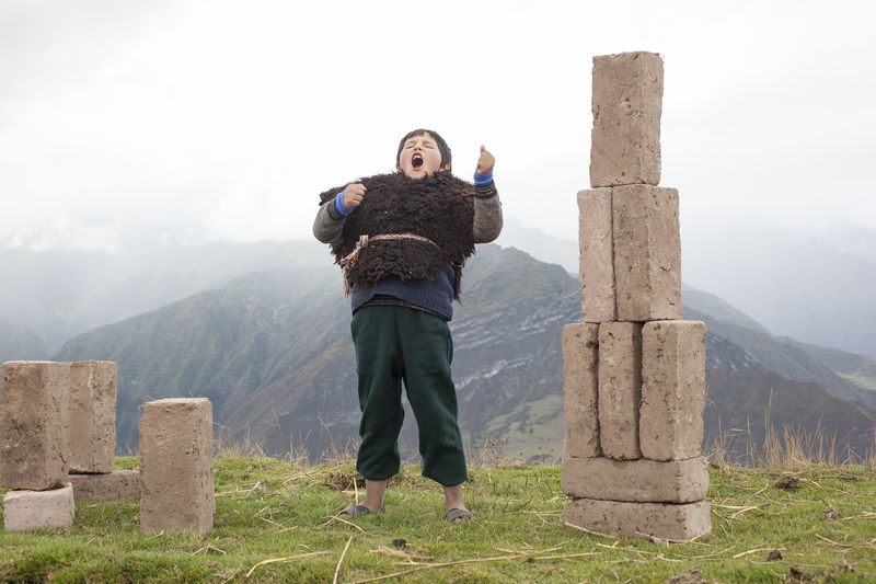 アンデス山脈に囲まれた小さな村　映画に魅せられた少年の成長描く　「今日からぼくが村の映画館」公開決定