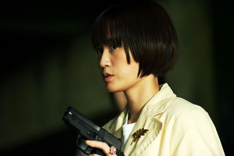 池松壮亮が“史上最強の敵”に　前田敦子も出演　「ベイビーわるきゅーれ ナイスデイズ」