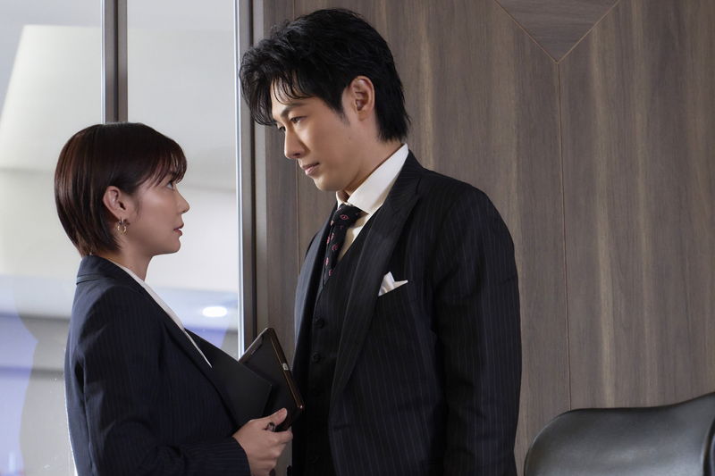 ドラマシリーズから続投の面々　劇場版でも火花を散らす　「正直不動産」場面写真