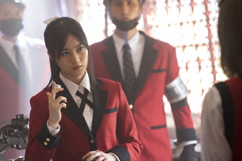 生田絵梨花が棒を振りまくる　3日間アクション猛特訓　ドラマ「賭ケグルイ双」メイキング映像公開