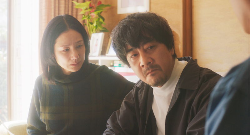 吉田羊＆山崎まさよし　余命1週間の女子高生を持つ両親に　「ハピネス」映像