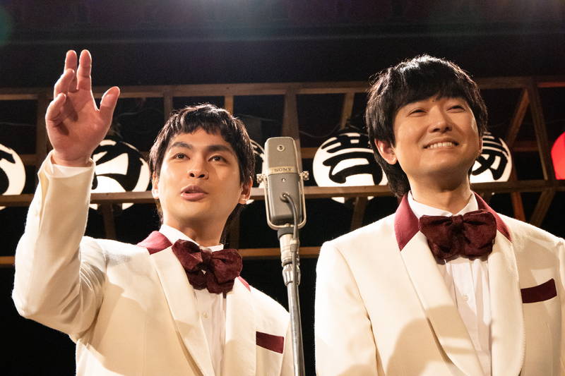 柳楽優弥とナイツ土屋のツービート　ビートたけしの青春描く「浅草キッド」場面写真