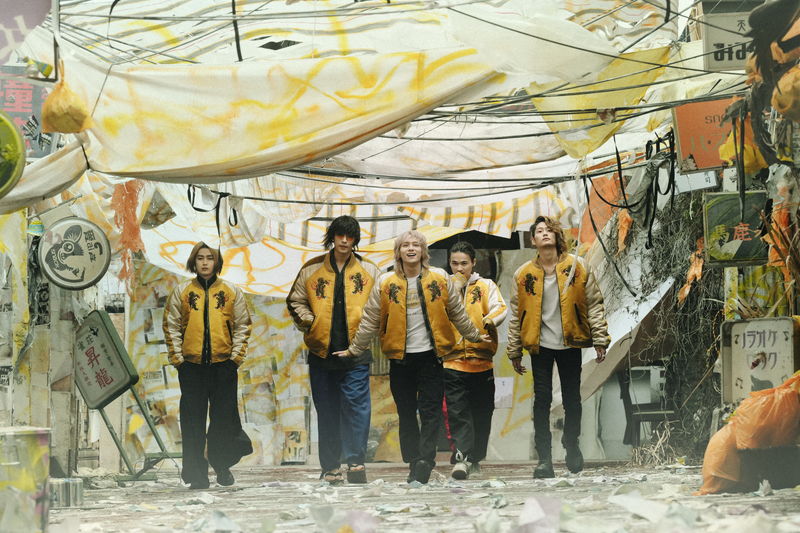 水上恒司らが正義の不良軍団たちに　相手を床にたたきつけるJUNONの姿も　「WIND BREAKER」場面写真