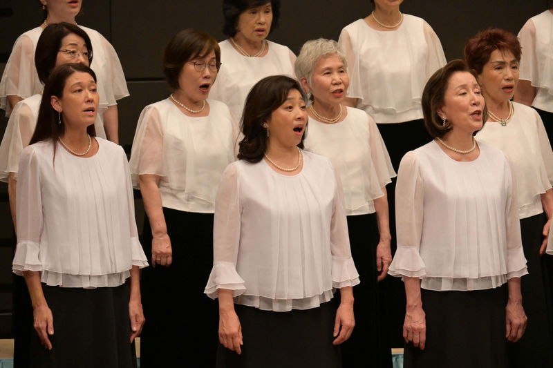 高畑淳子が見せるゴキゲンシニアライフ　シャンソン歌手に挑戦　「お終活 再春！人生ラプソディ」場面写真