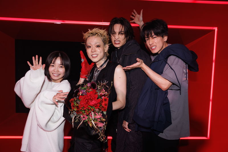 佐藤健　天才ミュージシャン役への信念と妥協のない姿勢　「グラスハート」メイキング
