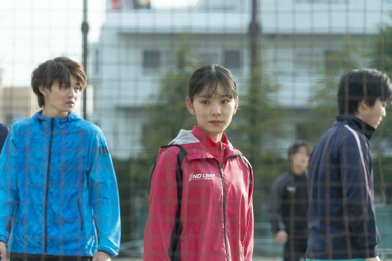 當真あみが見せるピュアな初恋　部活に恋にひたむきな女子高生役　「水は海に向かって流れる」場面写真