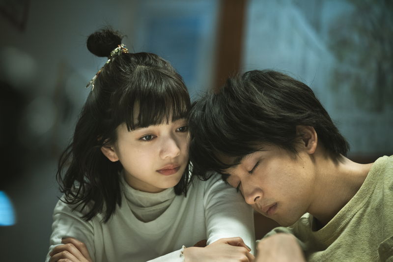何度も”好き”と伝える見上愛　思いが伝わると消えてしまう佐藤寛太　「不死身ラヴァーズ」予告