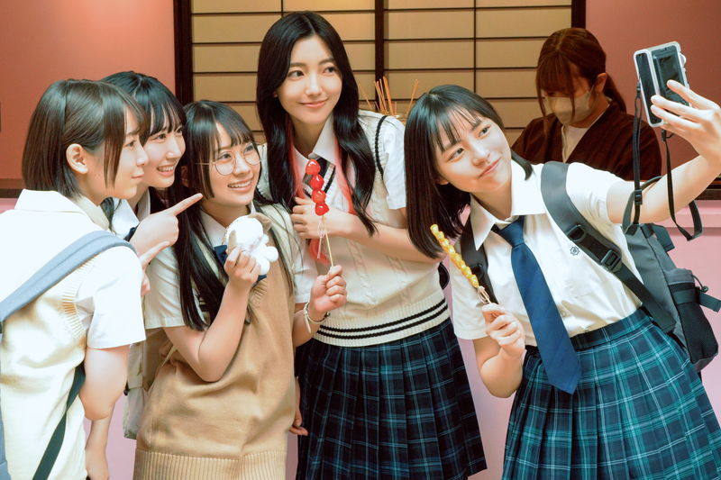 憧れの東京を駆け巡る日向坂46・四期生　「ゼンブ・オブ・トーキョー」場面写真