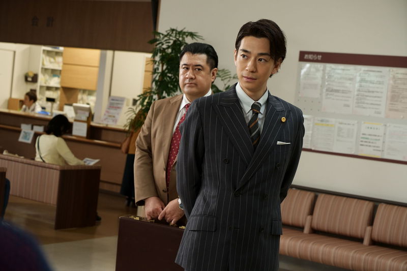 比嘉愛未＆三浦翔平が見どころを語る　家族の大騒動と成年後見制度の問題描く　「親のお金は誰のもの」映像