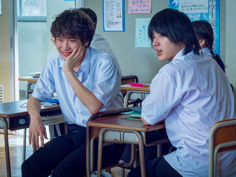 渋谷凪咲　“あのコ”の気配に気づくいた表情　倒れ込みながらおびえる姿も　「あのコはだぁれ？」場面写真