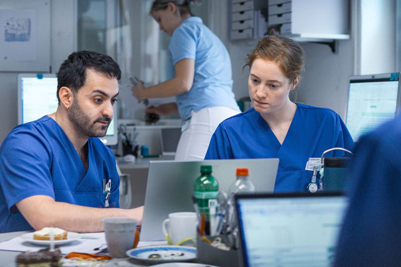 クレーム、電話、怒号　追い詰められる看護師　「ナースコール」予告