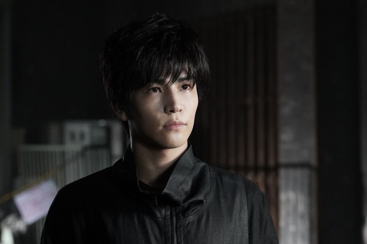 闇の交渉屋・岩田剛典の半年後を描く　ドラマ「Re:名も無き世界のエンドロール」　dTVで配信決定