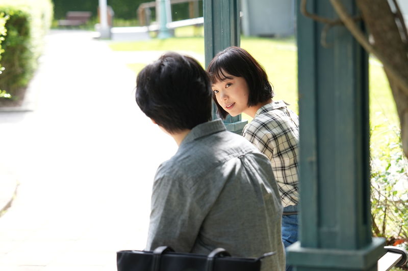 古川琴音　天真爛漫ながら謎めいた雰囲気　恋愛映画初ヒロイン役　「言えない秘密」場面写真