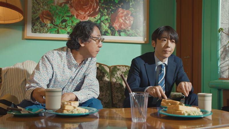 高橋一生　身に覚えのない戸籍上の”妻”に困惑する姿　「ラプソディ・ラプソディ」予告