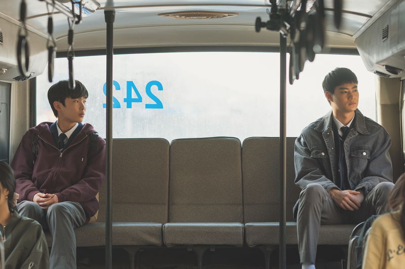 2001年の韓国　内気な転校生と学級委員をつないだのはタブーだったJ-POP　「君と僕の5分」公開決定