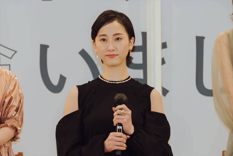 松井玲奈　妹役の筧美和子に「可愛い。今日もドキドキ」　「幕が下りたら会いましょう」製作発表会