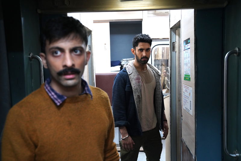 夜の寝台列車を襲う武装強盗団　乗り合わせた最強軍人が戦闘開始　「KILL　超覚醒」本編映像