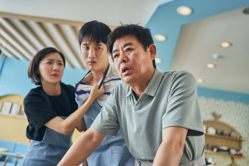 イム・ユナのキュートさ全開　昼と夜で180度違うキャラクターに　「プリティ・クレイジー」場面写真