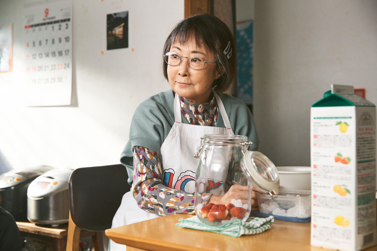 吉行和子　悩みを抱える若者に寄り添う姿　「ココでのはなし」本編映像