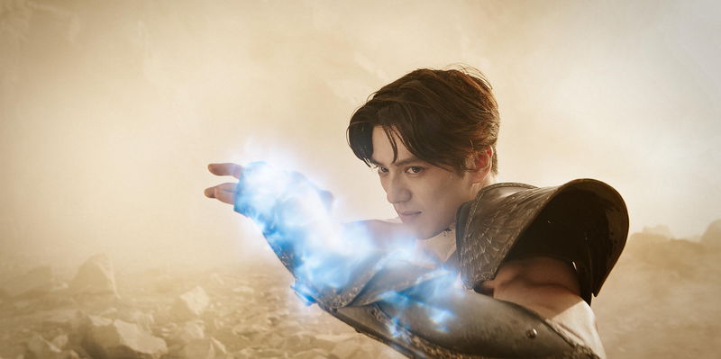 新田真剣佑＝星矢　小宇宙を覚醒させるため　壮絶な修行シーン　「聖闘士星矢 The Beginning」本編映像