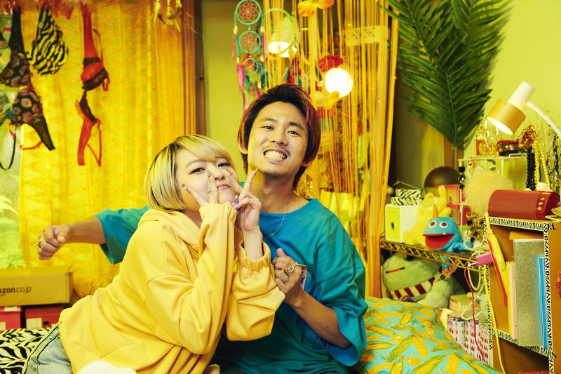 伊藤万理華とオカモトレイジの”ラブラブ”プリクラ写真 「もっと超越した所へ。」場面写真