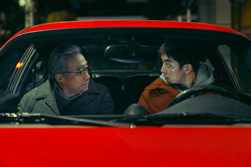 80代の老人の復讐劇　アルツハイマー病を患いながら、20代のバディと復讐の道を疾走　「復讐の記憶」予告
