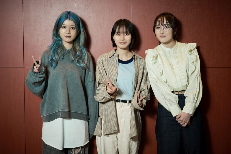 南沙良と馬場ふみかが滝つぼで全身ずぶぬれ　本田望結の体当たり演技も　「愛されなくても別に」メイキング
