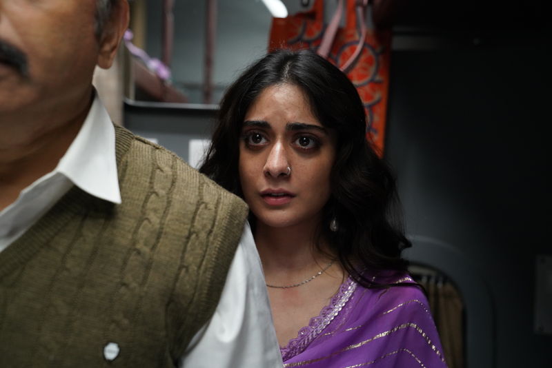 インド映画界に降臨した新たな女神　美貌と実力のターニャ・マニクタラ　「KILL　超覚醒」場面写真