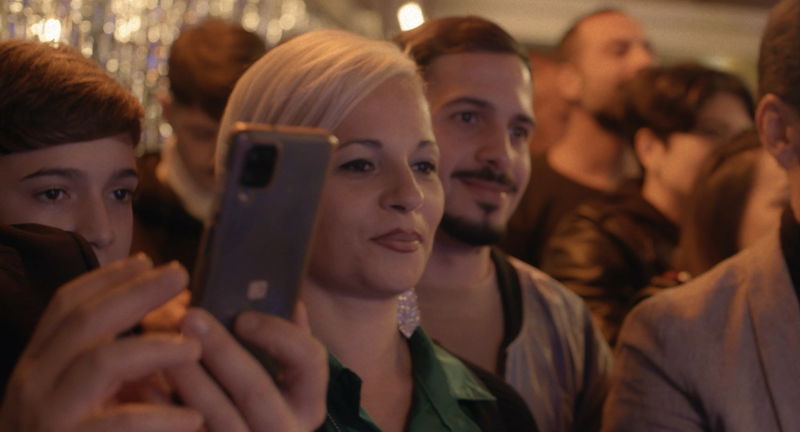 養子縁組に挑むナポリの一家の物語 本人たちが本人役を演じる 「ヴィットリア 抱きしめて」公開決定