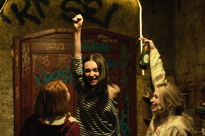 胸に秘めていた反逆精神が一気に噴出　「OXANA／裸の革命家・オクサナ」場面写真