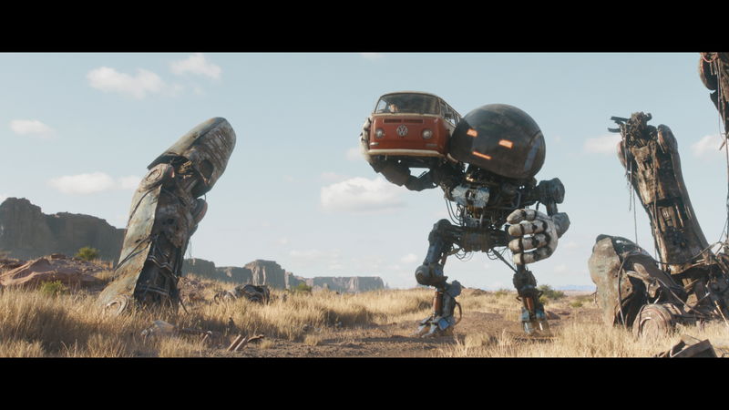 ミリー・ボビー・ブラウン　キュートなロボットと大冒険　「エレクトリック・ステイト」配信決定