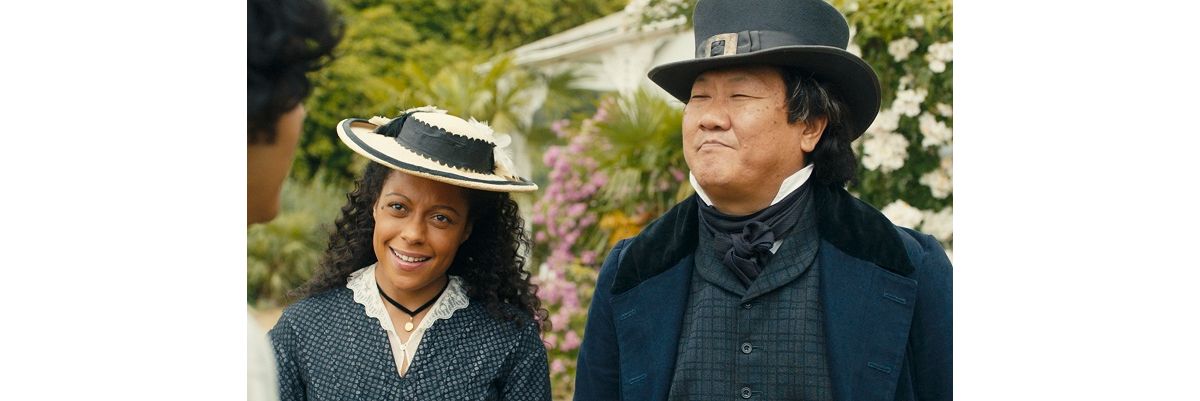 D・パテル、T・スウィントン、B・ウィショー　こだわりのキャストずらり　「どん底作家の人生に幸あれ！」場面写真