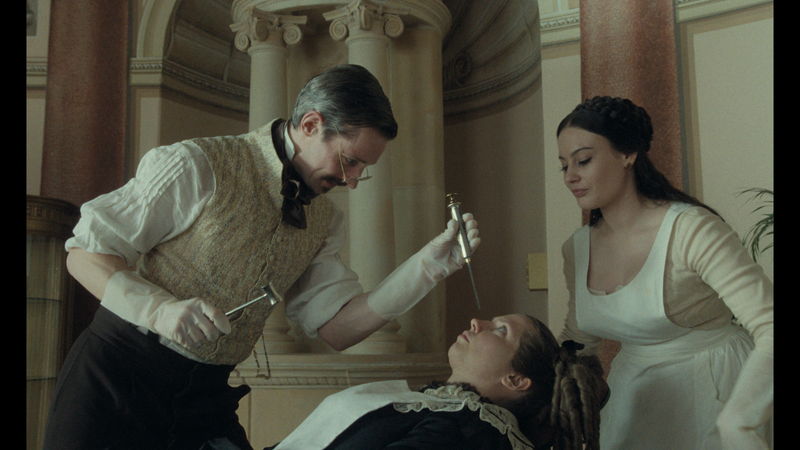 シンデレラの義姉妹　妃に選ばれるため想像を絶する身体改造　「アグリーシスター」公開決定