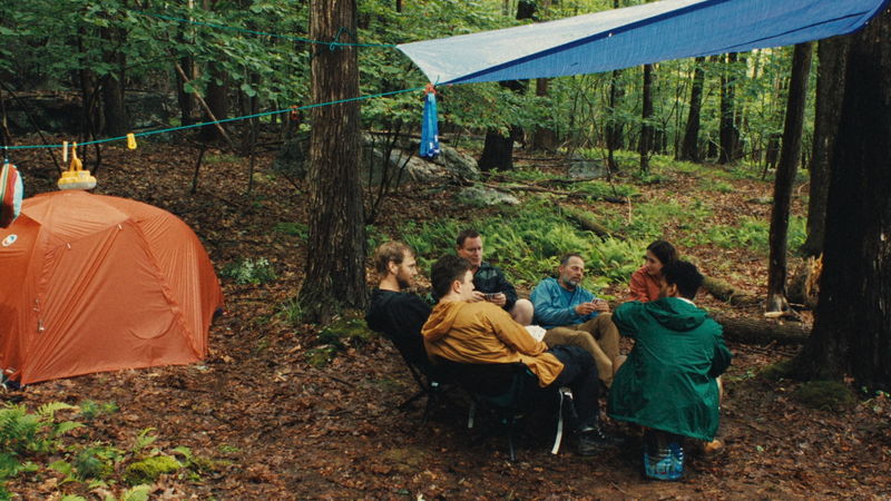 17歳の少女と父とその友人による3日間のキャンプ　大人の不完全さに気づく　「グッドワン」場面写真