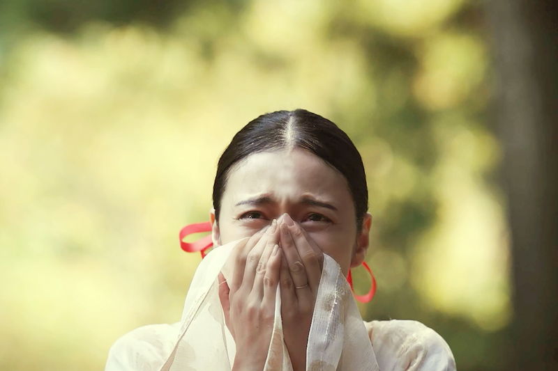 岩橋玄樹がショベルカーを操縦する姿　行方不明になった息子を捜索する遠藤雄弥も　「男神」場面写真