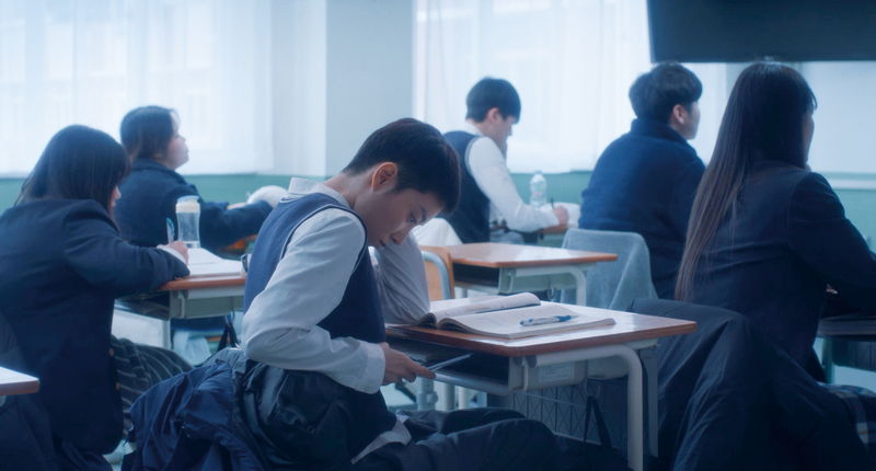 待ち望んだ再会のキス　こごえる山小屋で2人の愛が触れ合う　ハン・ソヒ主演「12月の君へ」本編映像