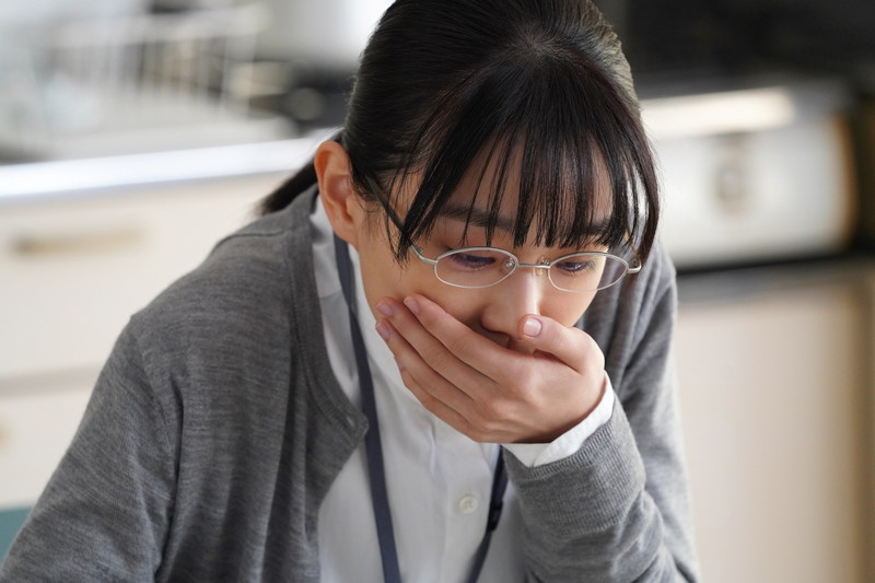 高校教師と友人、高校の生徒たち　いびつな人間関係が見えてくる　「先生の白い嘘」相関図