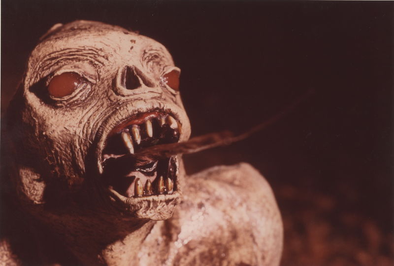 80年代のホラーブームをけん引した、英国産の侵略SFホラーが豪華仕様で復活　『エクストロ』