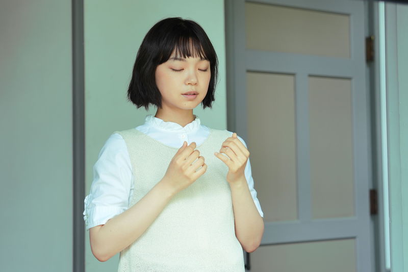 古川琴音　天真爛漫ながら謎めいた雰囲気　恋愛映画初ヒロイン役　「言えない秘密」場面写真